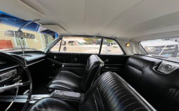 Chevrolet-Impala-1964-Sedan-9