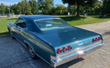 Chevrolet-Impala-1965-Tahitian-Turquoise-Aqua-10
