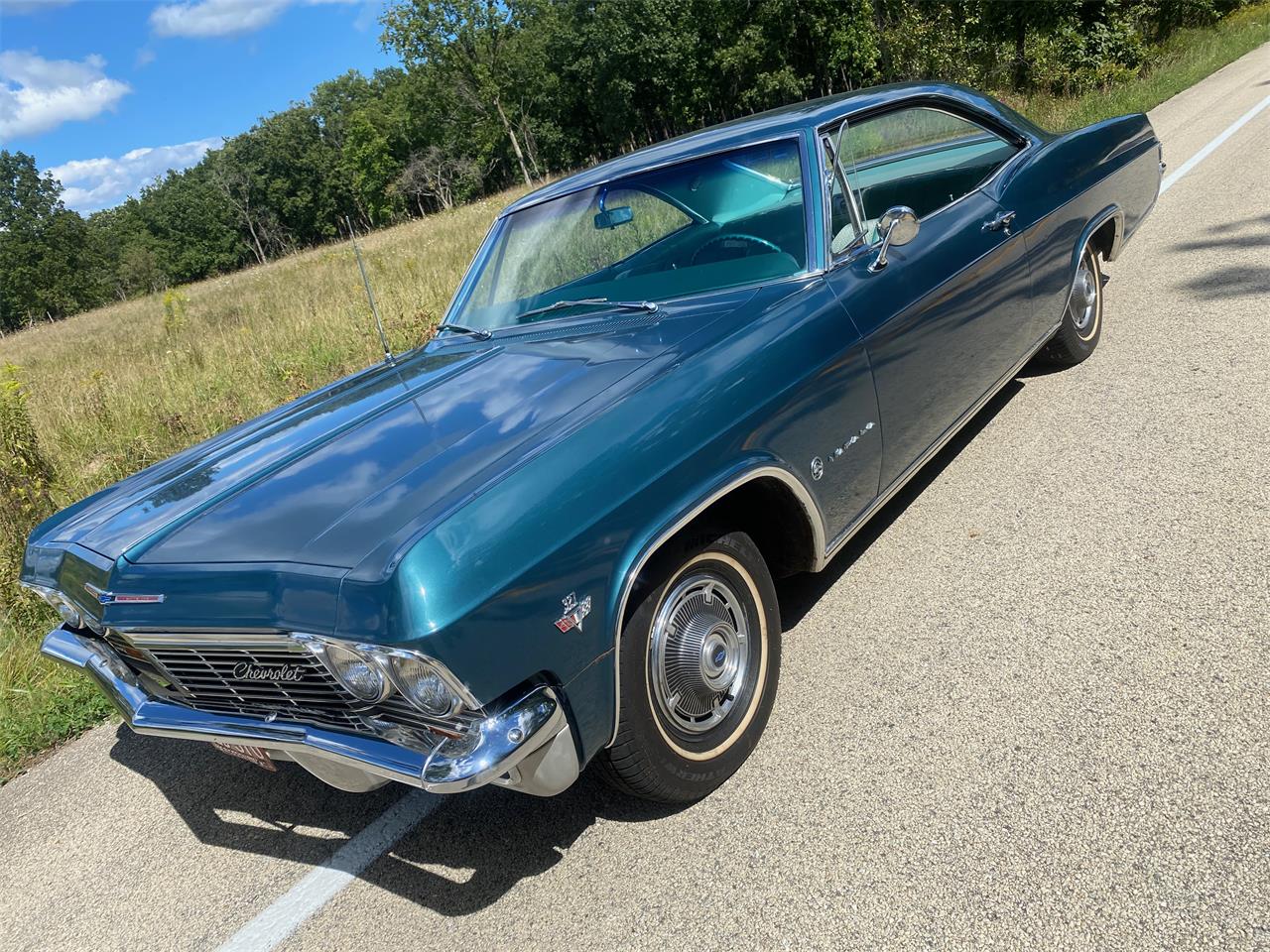 Chevrolet-Impala-1965-Tahitian-Turquoise-Aqua-13