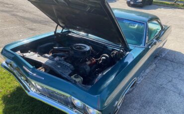 Chevrolet-Impala-1965-Tahitian-Turquoise-Aqua-22