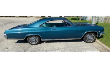 Chevrolet-Impala-1965-Tahitian-Turquoise-Aqua-3