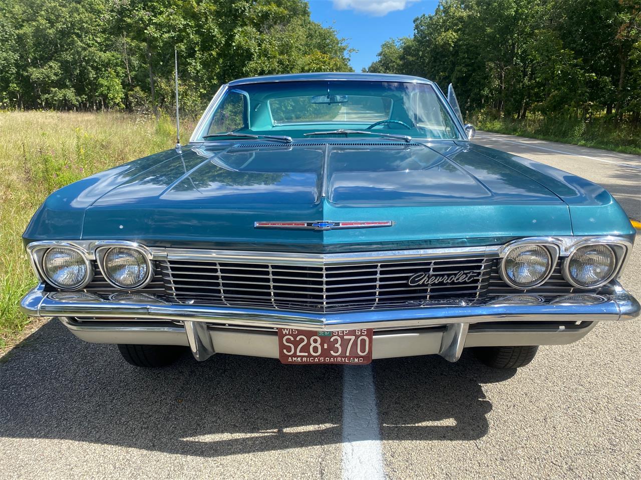 Chevrolet-Impala-1965-Tahitian-Turquoise-Aqua-8
