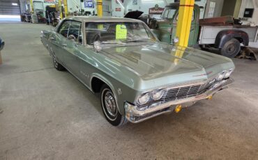 Chevrolet-Impala-1965-green-black-1