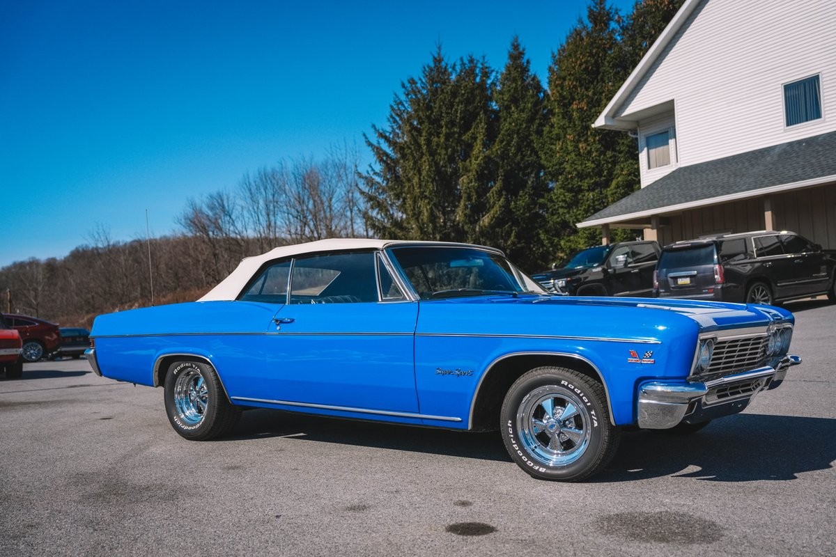 Chevrolet-Impala-1966-Convertible-6