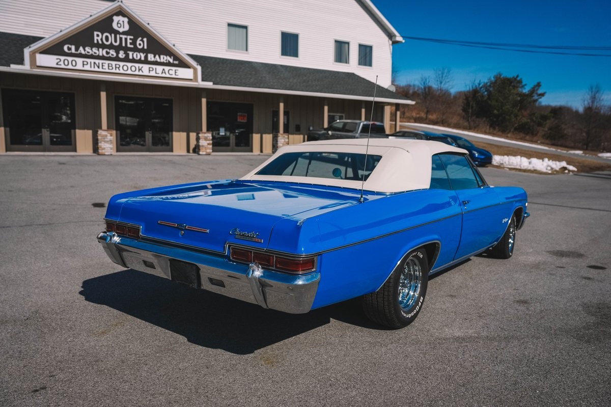Chevrolet-Impala-1966-Convertible-8