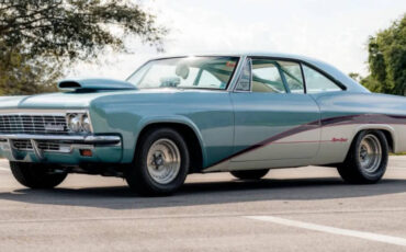 Chevrolet-Impala-1966-Coupe-1