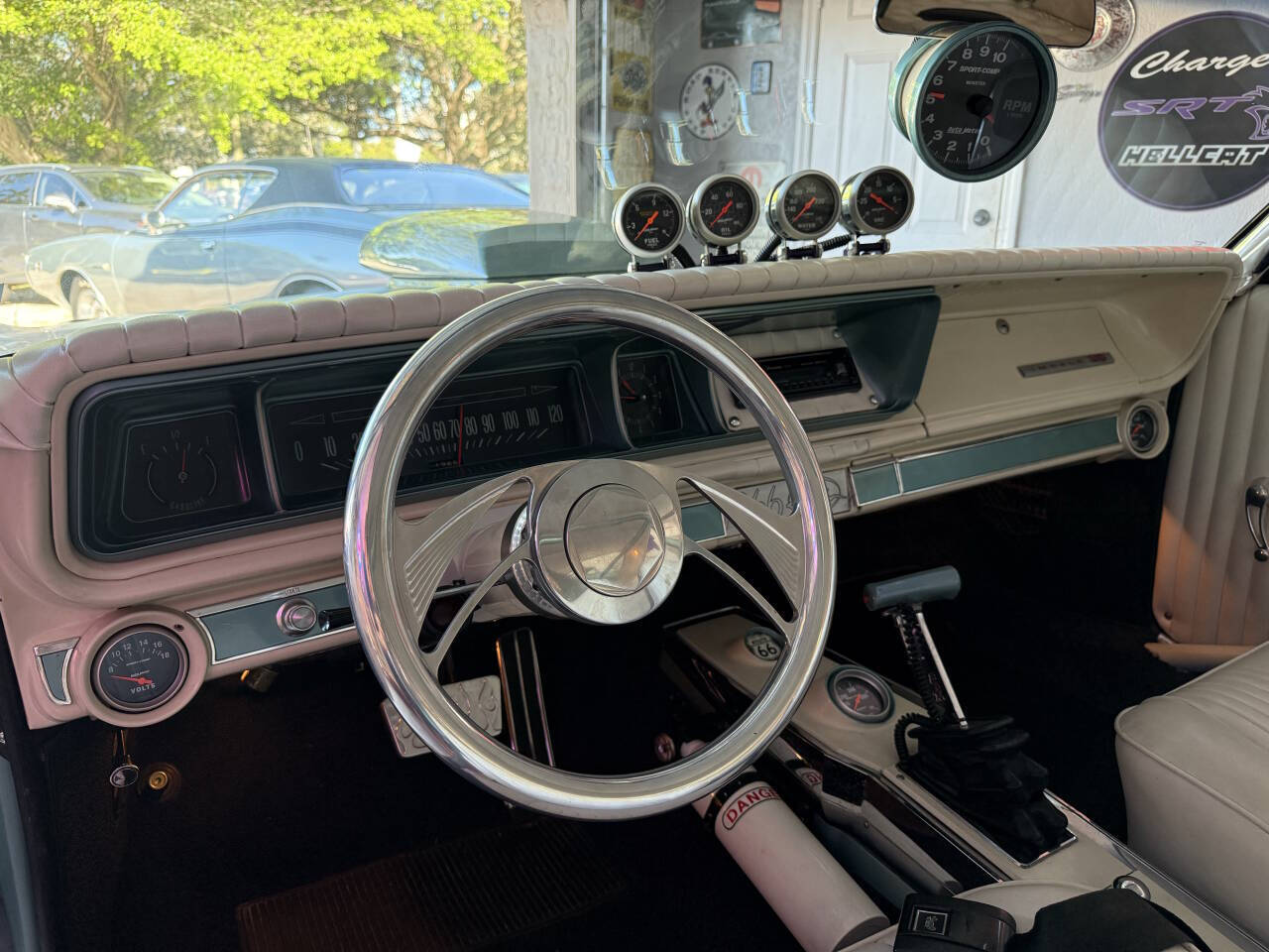 Chevrolet-Impala-1966-Coupe-37