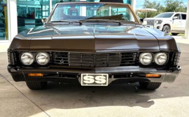 Chevrolet-Impala-1967-Convertible-1