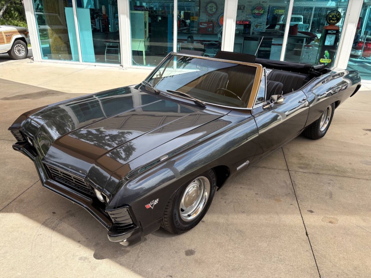 Chevrolet-Impala-1967-Convertible-17