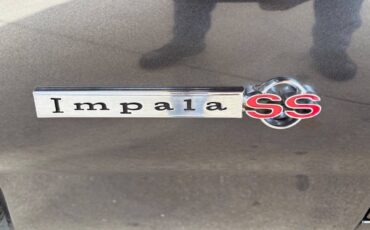 Chevrolet-Impala-1967-Convertible-25
