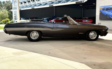 Chevrolet-Impala-1967-Convertible-3