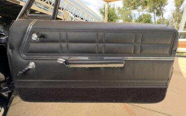 Chevrolet-Impala-1967-Convertible-32