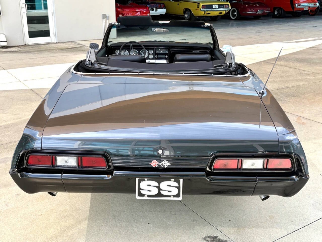 Chevrolet-Impala-1967-Convertible-6