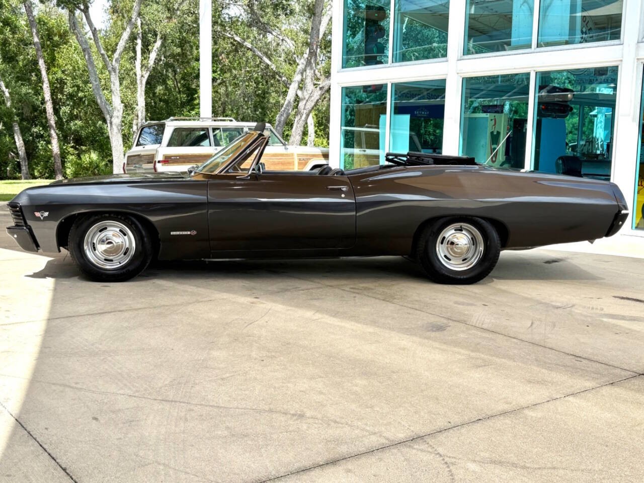 Chevrolet-Impala-1967-Convertible-8