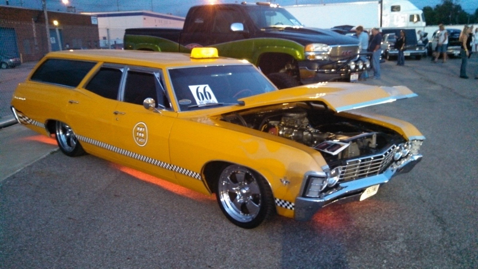 Chevrolet-Impala-1967-Wagon-19