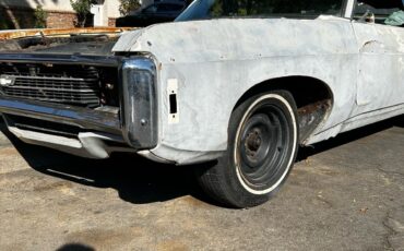 Chevrolet-Impala-1969-1