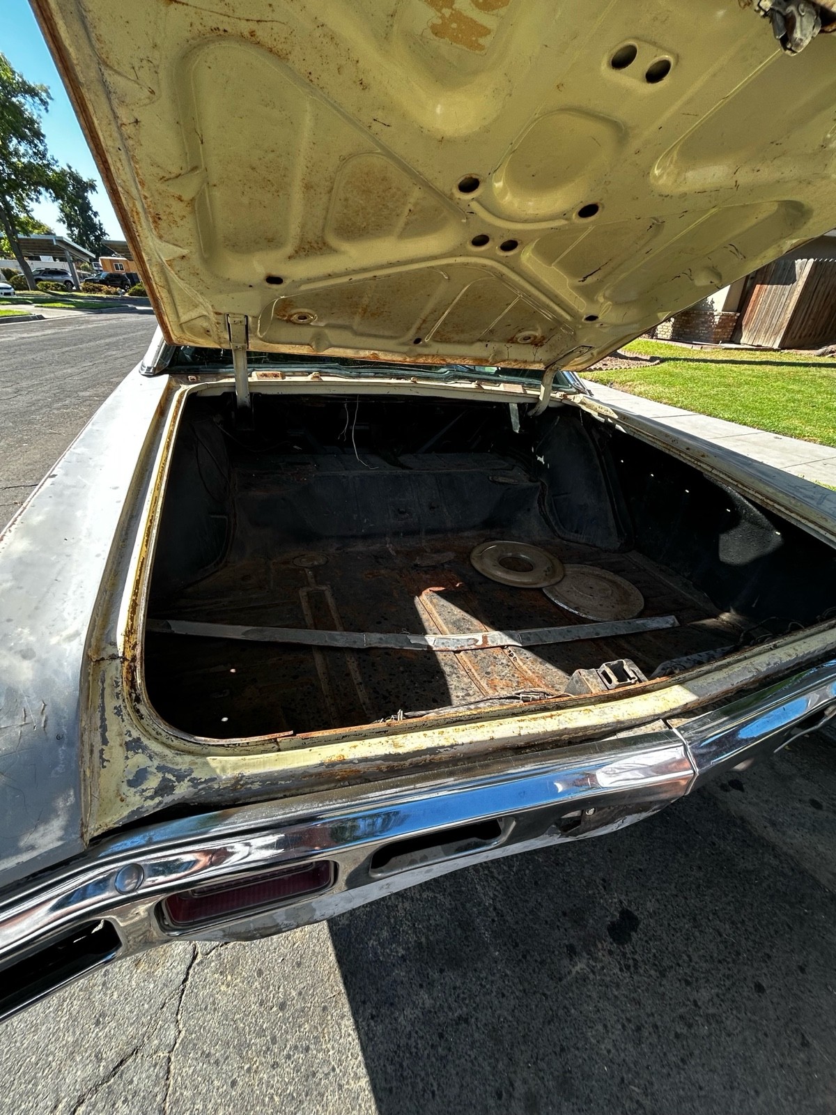 Chevrolet-Impala-1969-24