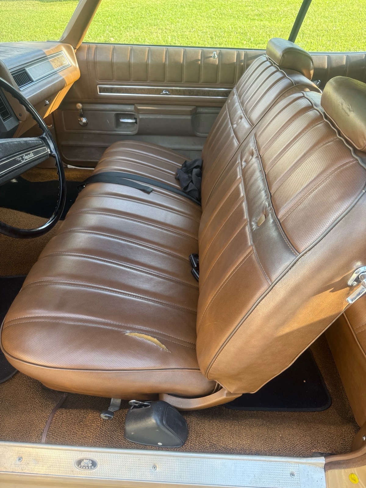 Chevrolet-Impala-1972-15