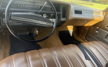 Chevrolet-Impala-1972-17