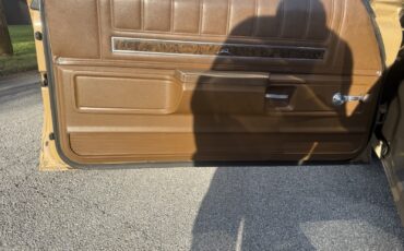 Chevrolet-Impala-1972-21