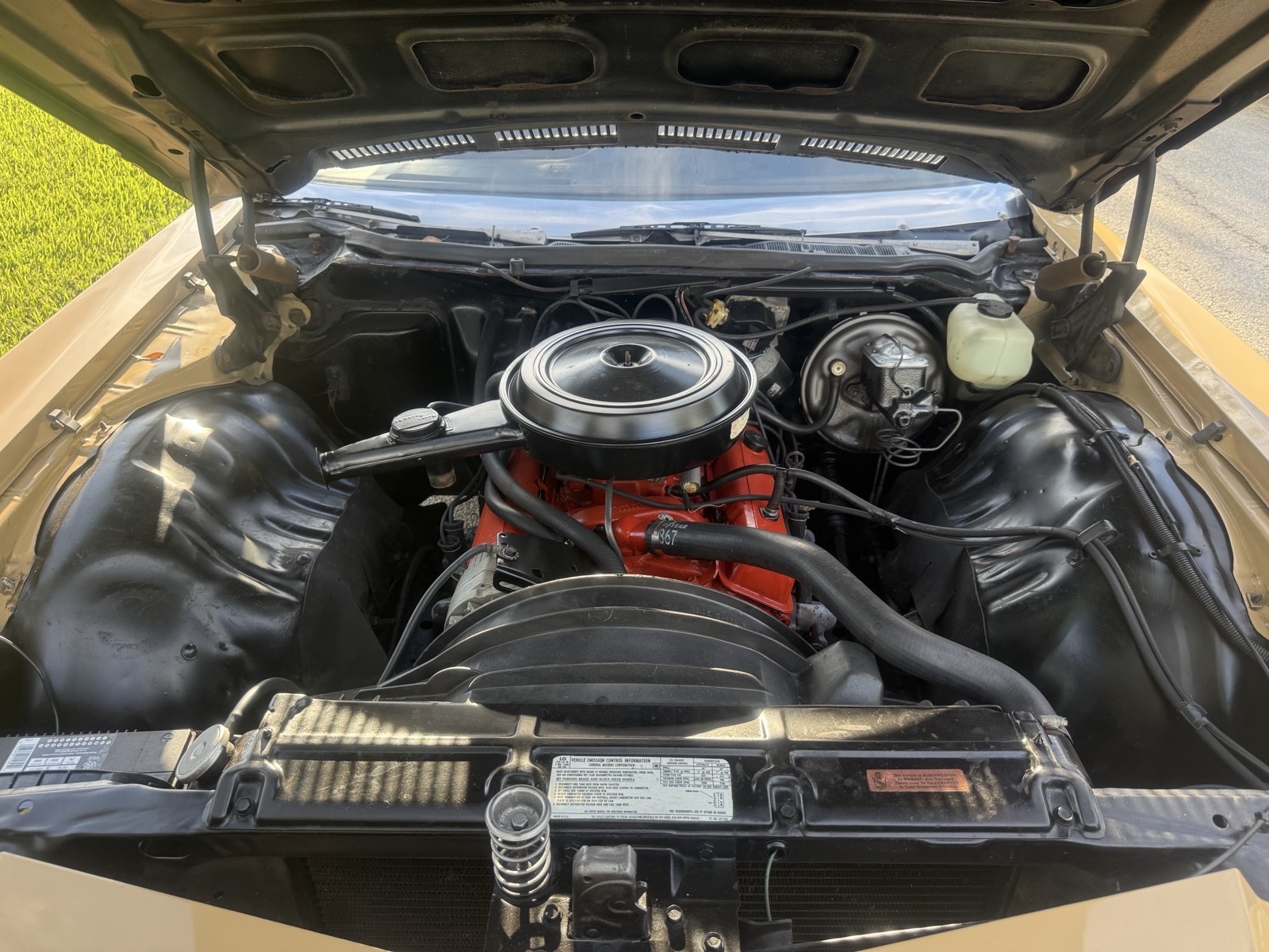 Chevrolet-Impala-1972-28