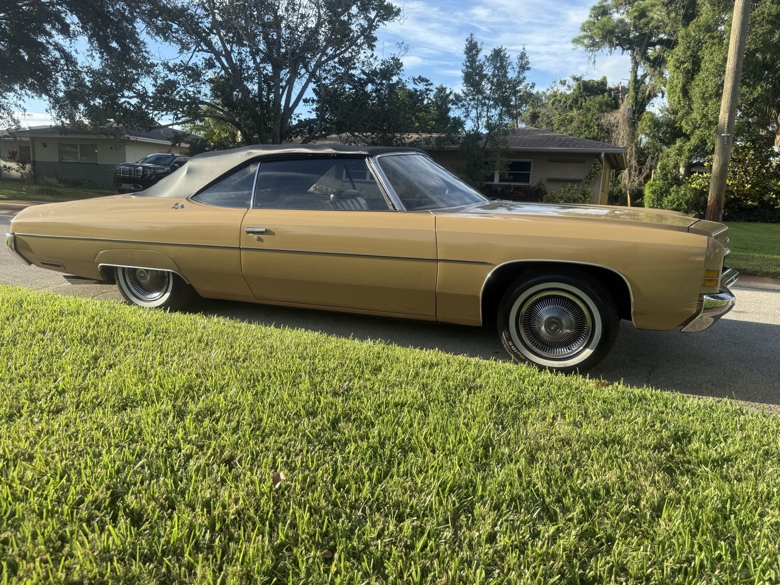 Chevrolet-Impala-1972-5