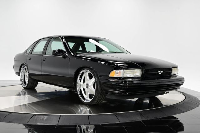 Chevrolet-Impala-1996-Sedan-10