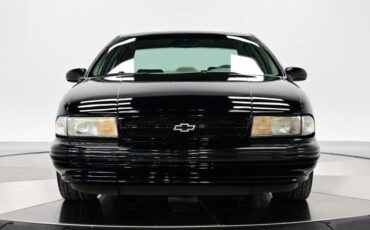 Chevrolet-Impala-1996-Sedan-11