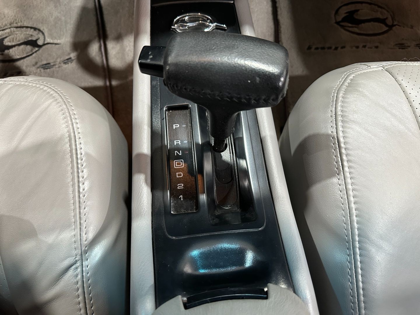 Chevrolet-Impala-1996-Sedan-14