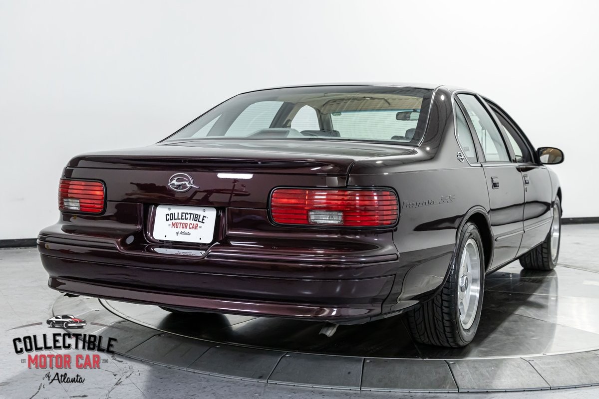 Chevrolet-Impala-1996-Sedan-15