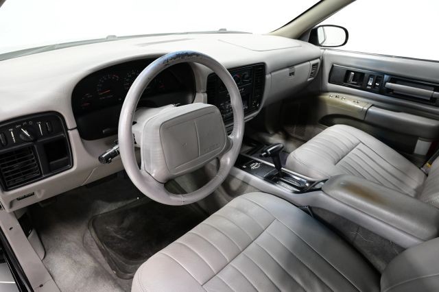 Chevrolet-Impala-1996-Sedan-16