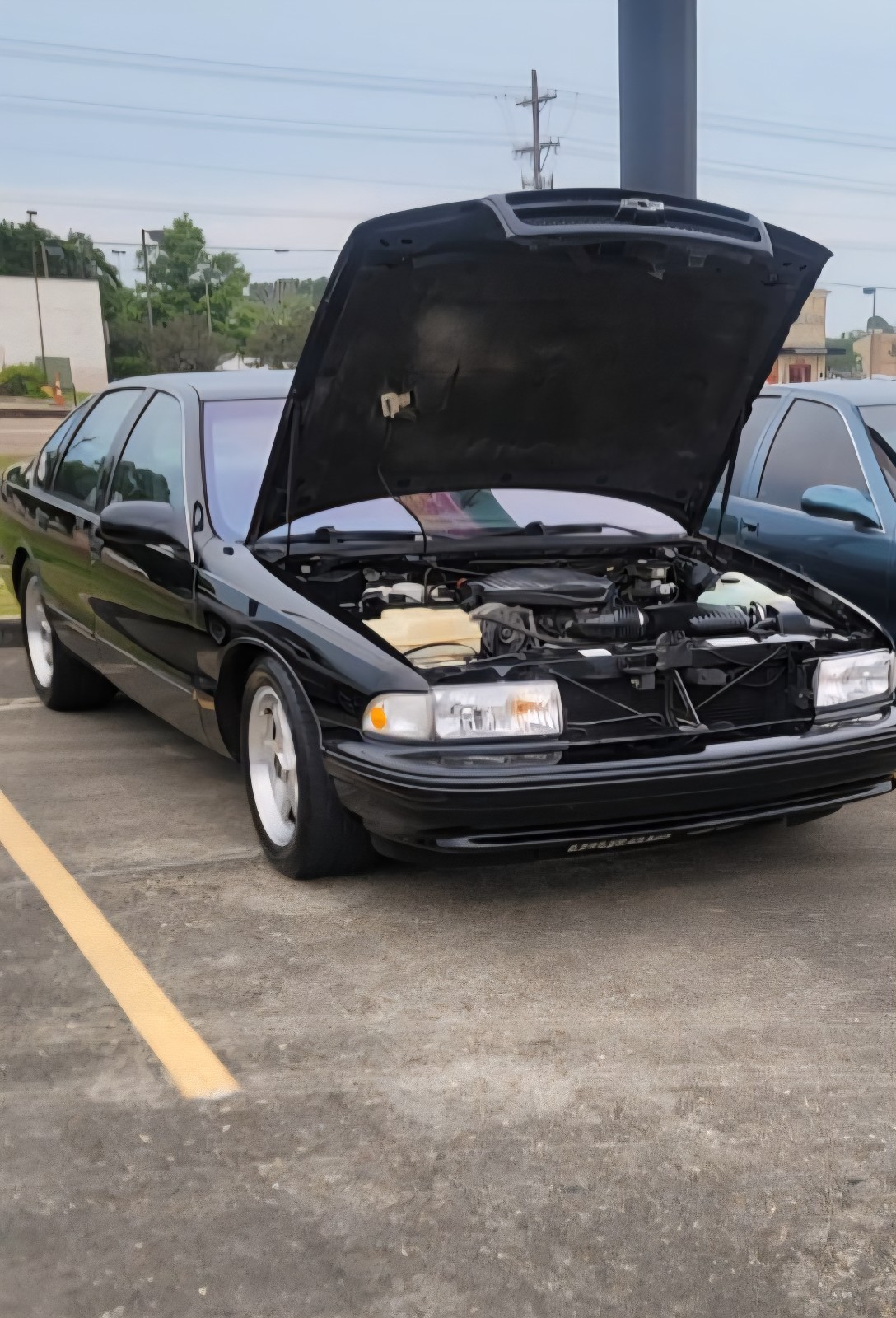 Chevrolet-Impala-1996-Sedan-2