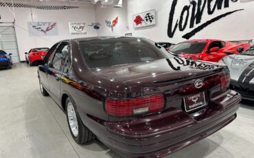 Chevrolet-Impala-1996-Sedan-2