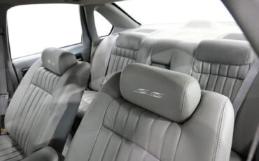 Chevrolet-Impala-1996-Sedan-20