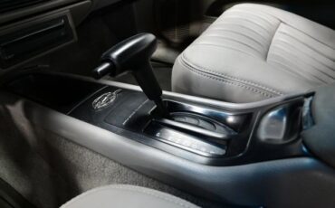 Chevrolet-Impala-1996-Sedan-21
