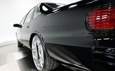 Chevrolet-Impala-1996-Sedan-23