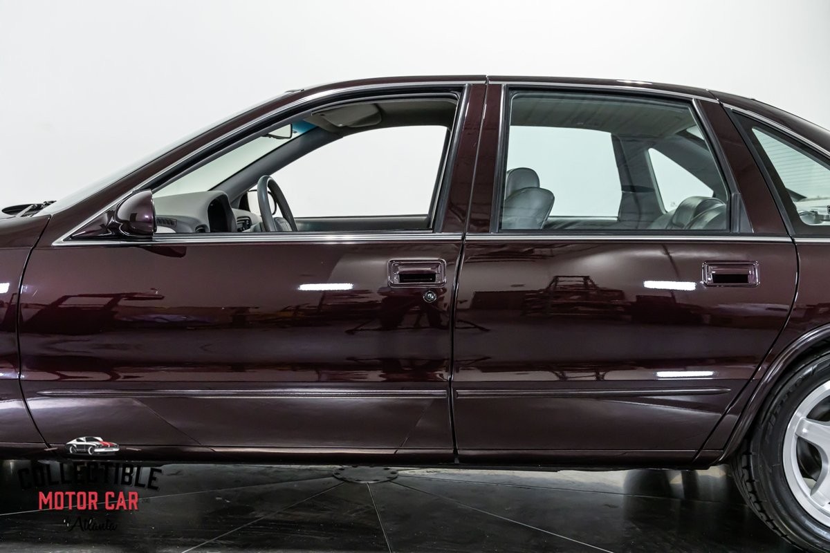 Chevrolet-Impala-1996-Sedan-31