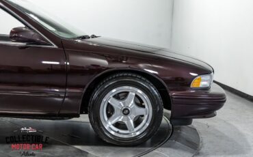 Chevrolet-Impala-1996-Sedan-35