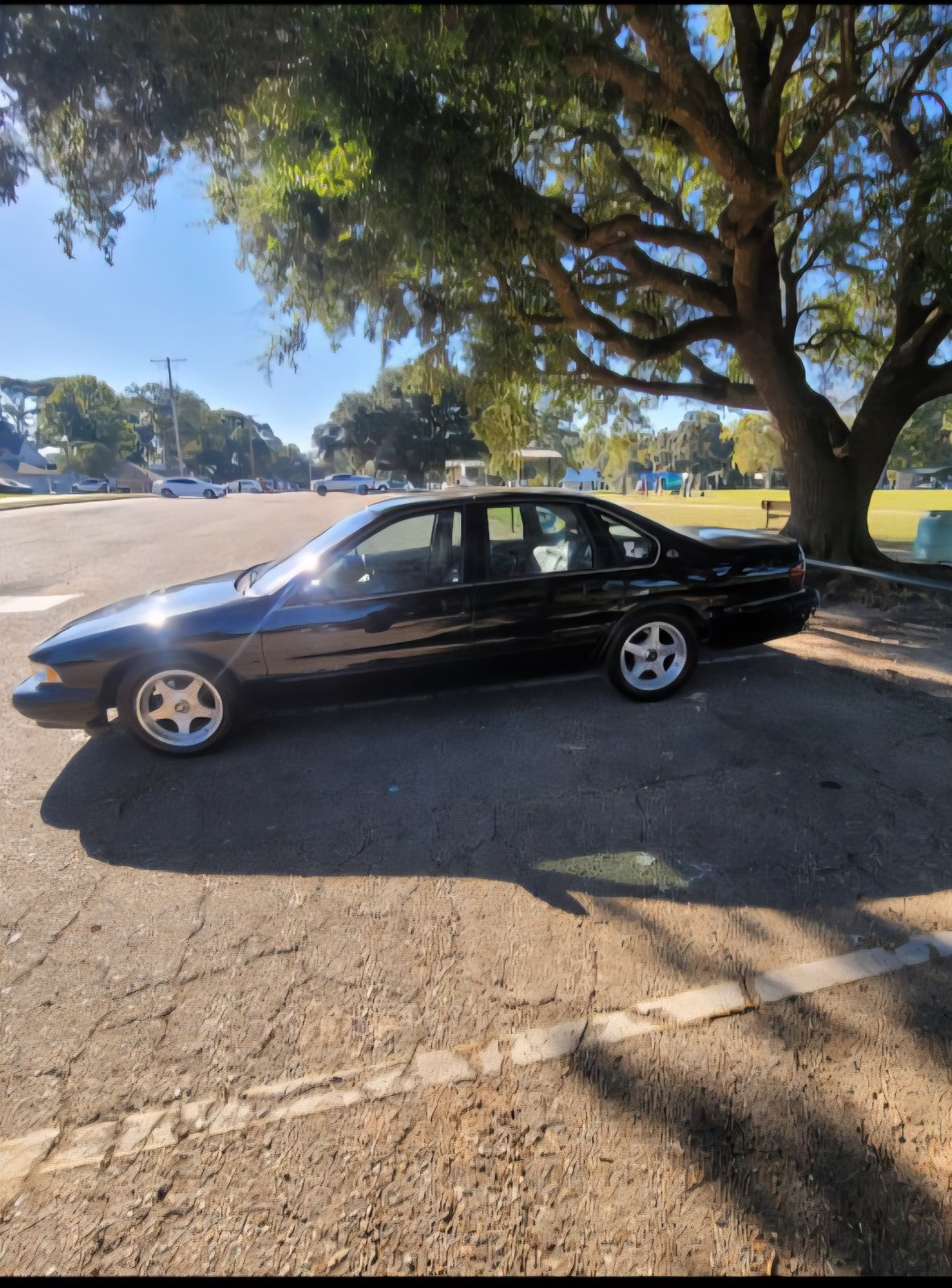 Chevrolet-Impala-1996-Sedan-4