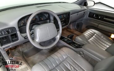 Chevrolet-Impala-1996-Sedan-4
