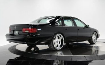 Chevrolet-Impala-1996-Sedan-7