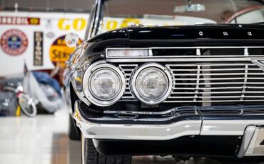 Chevrolet-Impala-Bubble-Top-1961-Coupe-35