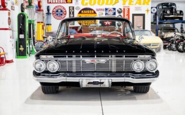 Chevrolet-Impala-Bubble-Top-1961-Coupe-37