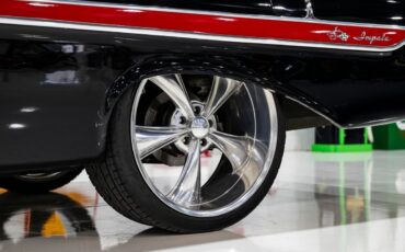 Chevrolet-Impala-Bubble-Top-1961-Coupe-6