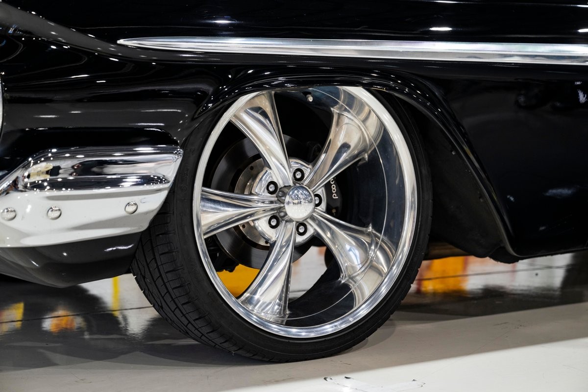 Chevrolet-Impala-Bubble-Top-1961-Coupe-7