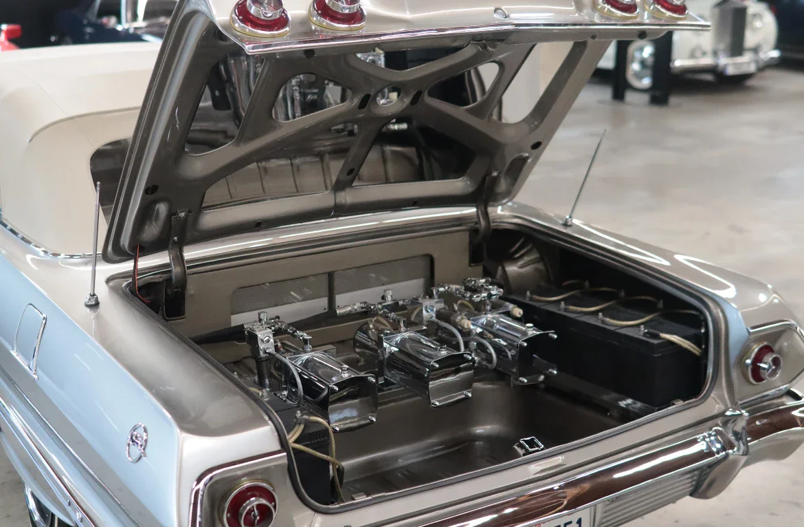 Chevrolet-Impala-convertible-1963-14