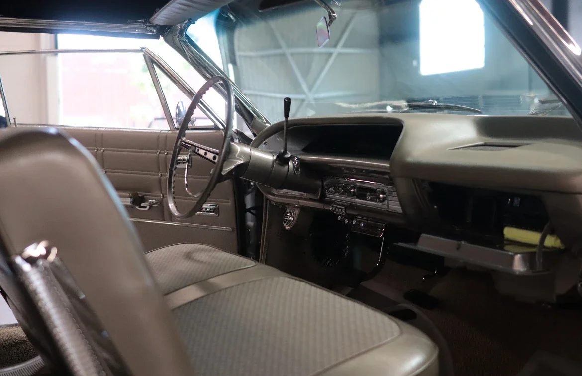 Chevrolet-Impala-convertible-1963-3