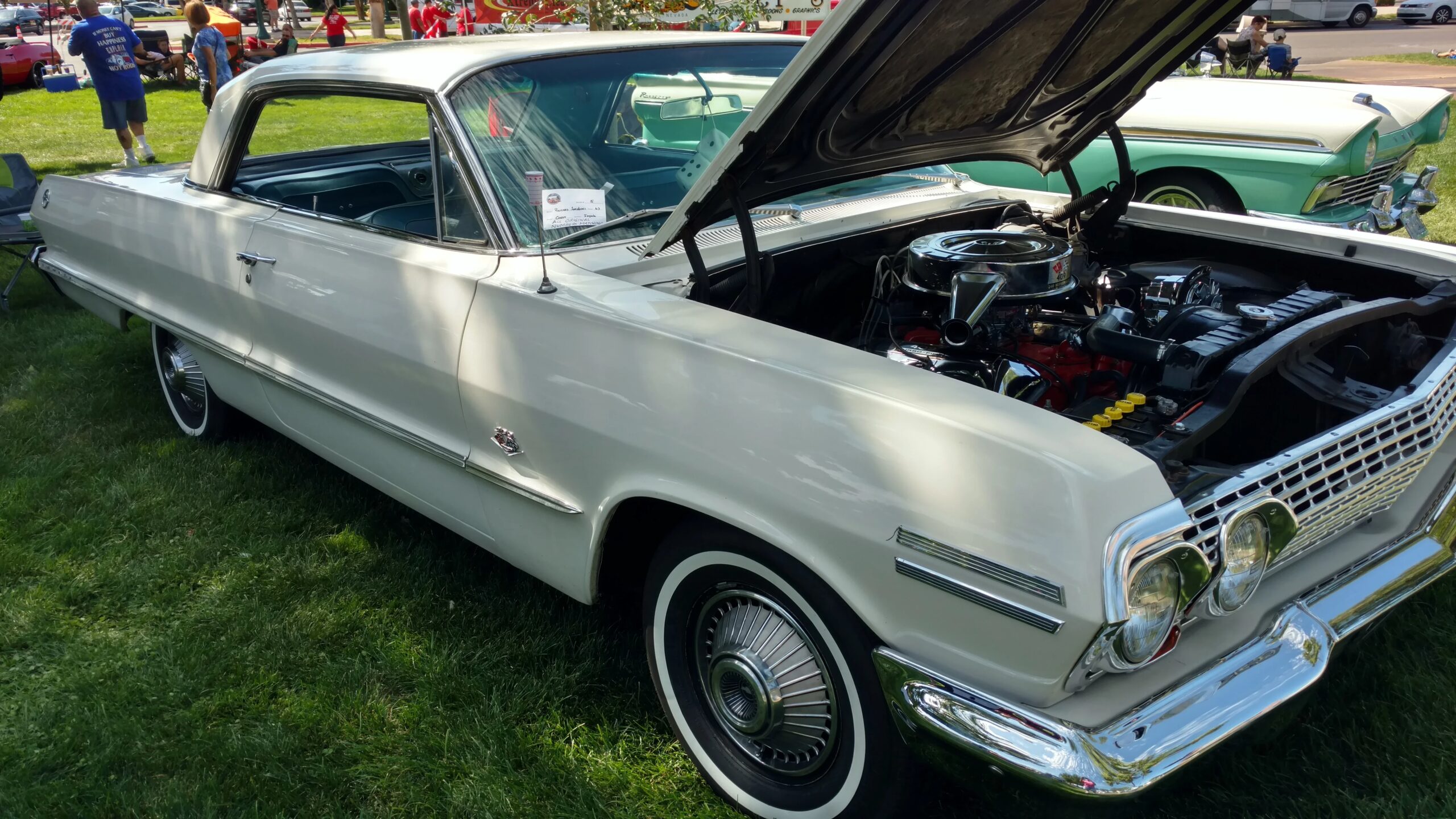 Chevrolet-Impala-coupe-1963-White-Blue