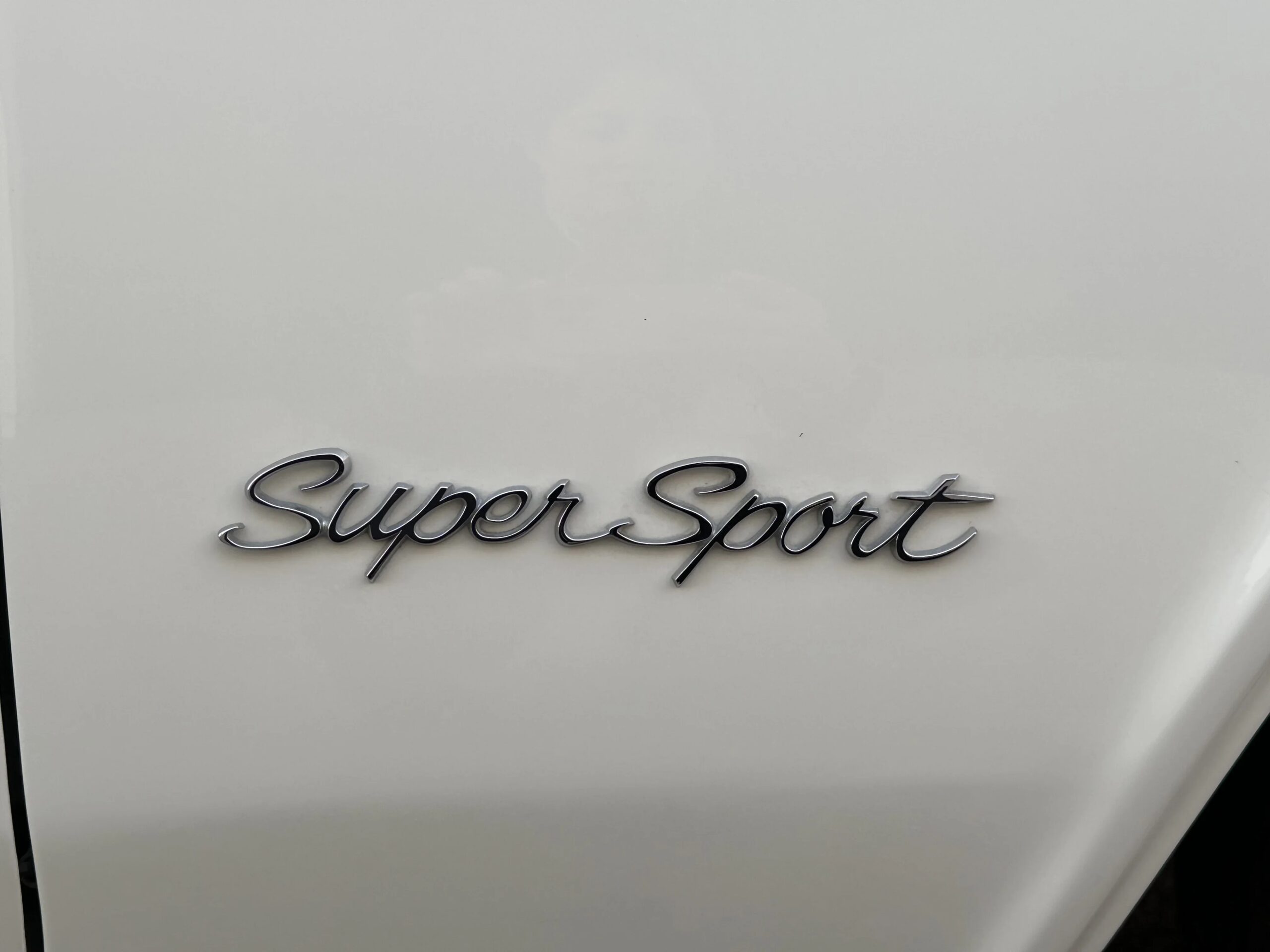 Chevrolet-Impala-sedan-1965-White-Black-13