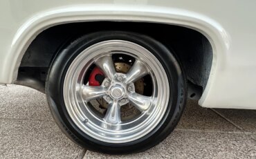 Chevrolet-Impala-sedan-1965-White-Black-2